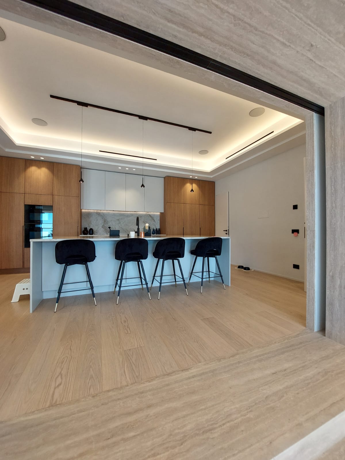 e9ebaa89 4c5d 4460 a9c8 c78095b34817